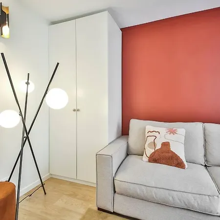 Appartement 2g.studio#jardin Luxembourg#necker#fullequipped *